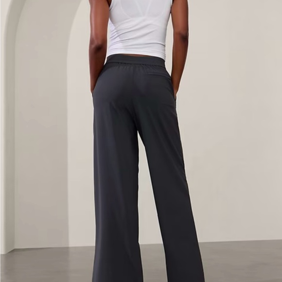 Athleta Charcoal Wide Leg Pants - Picture 1 of 4